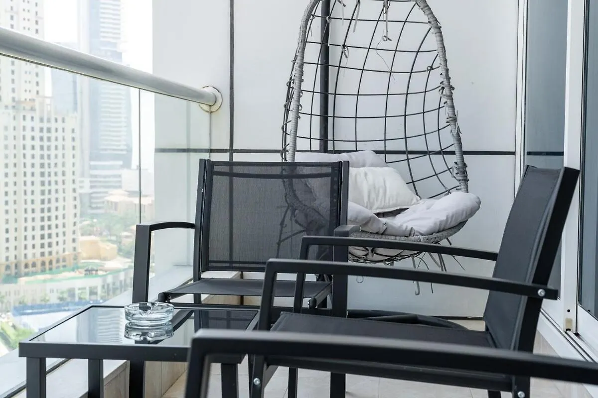 Charming Comfy 2-Bedroom Apartment In Dubai Marina