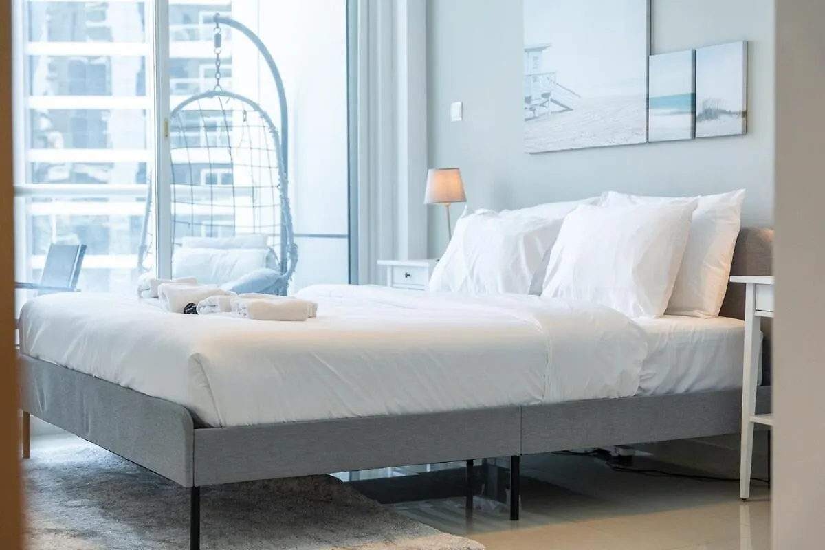 Charming Comfy 2-Bedroom Apartment In Dubai Marina