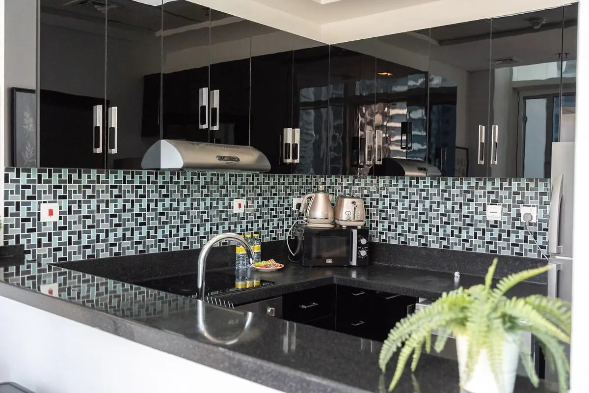 Charming Comfy 2-Bedroom Apartment In Dubai Marina ОАЭ