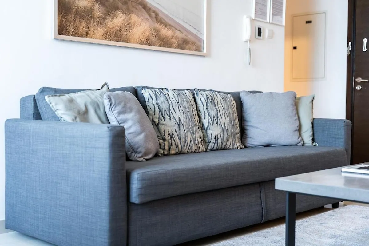 Charming Comfy 2-Bedroom Apartment In Dubai Marina