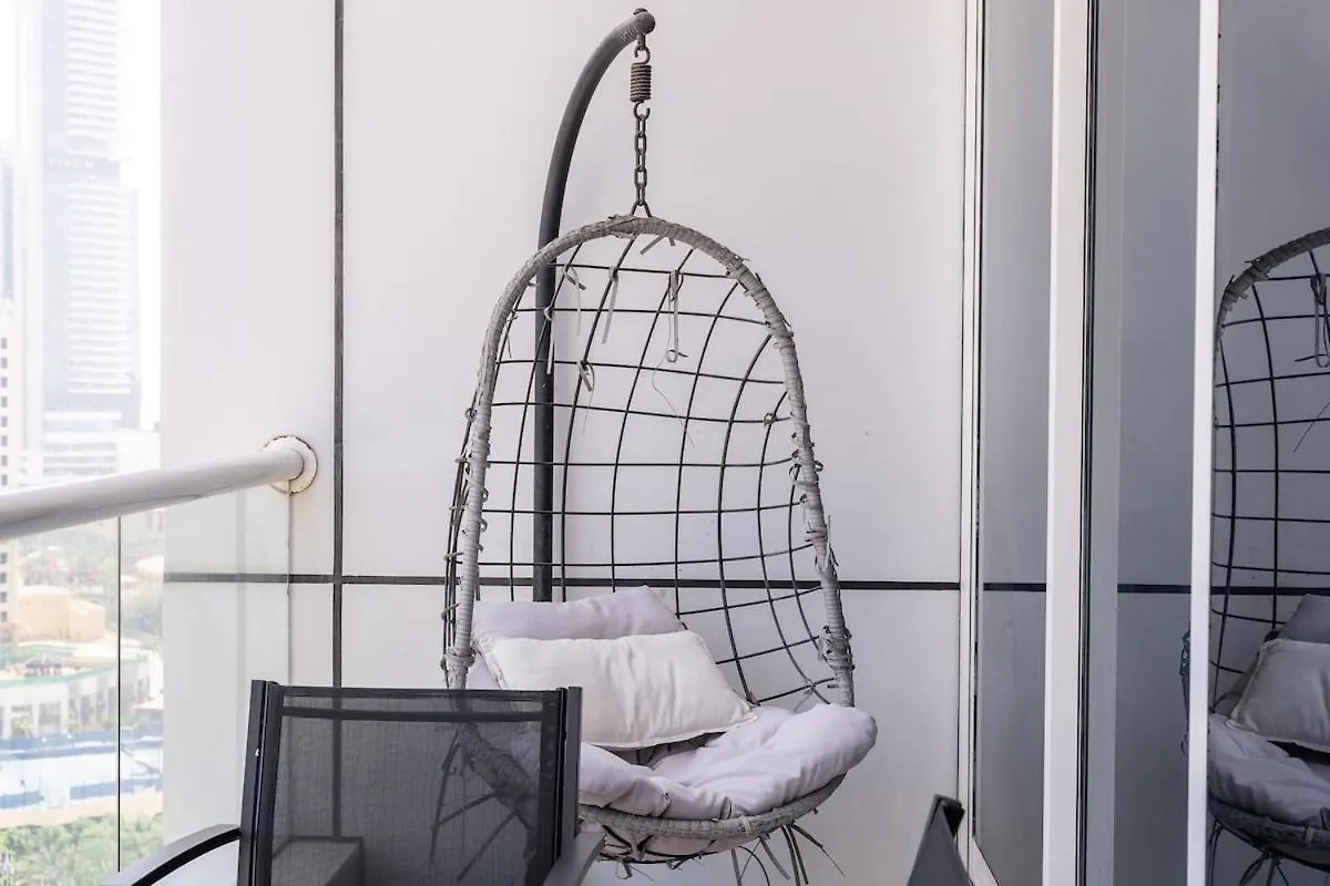Charming Comfy 2-Bedroom Apartment In Dubai Marina