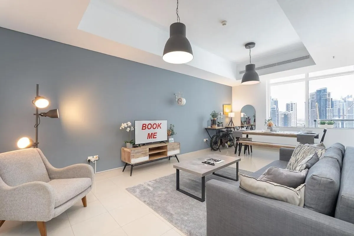 Charming Comfy 2-Bedroom Apartment In Dubai Marina