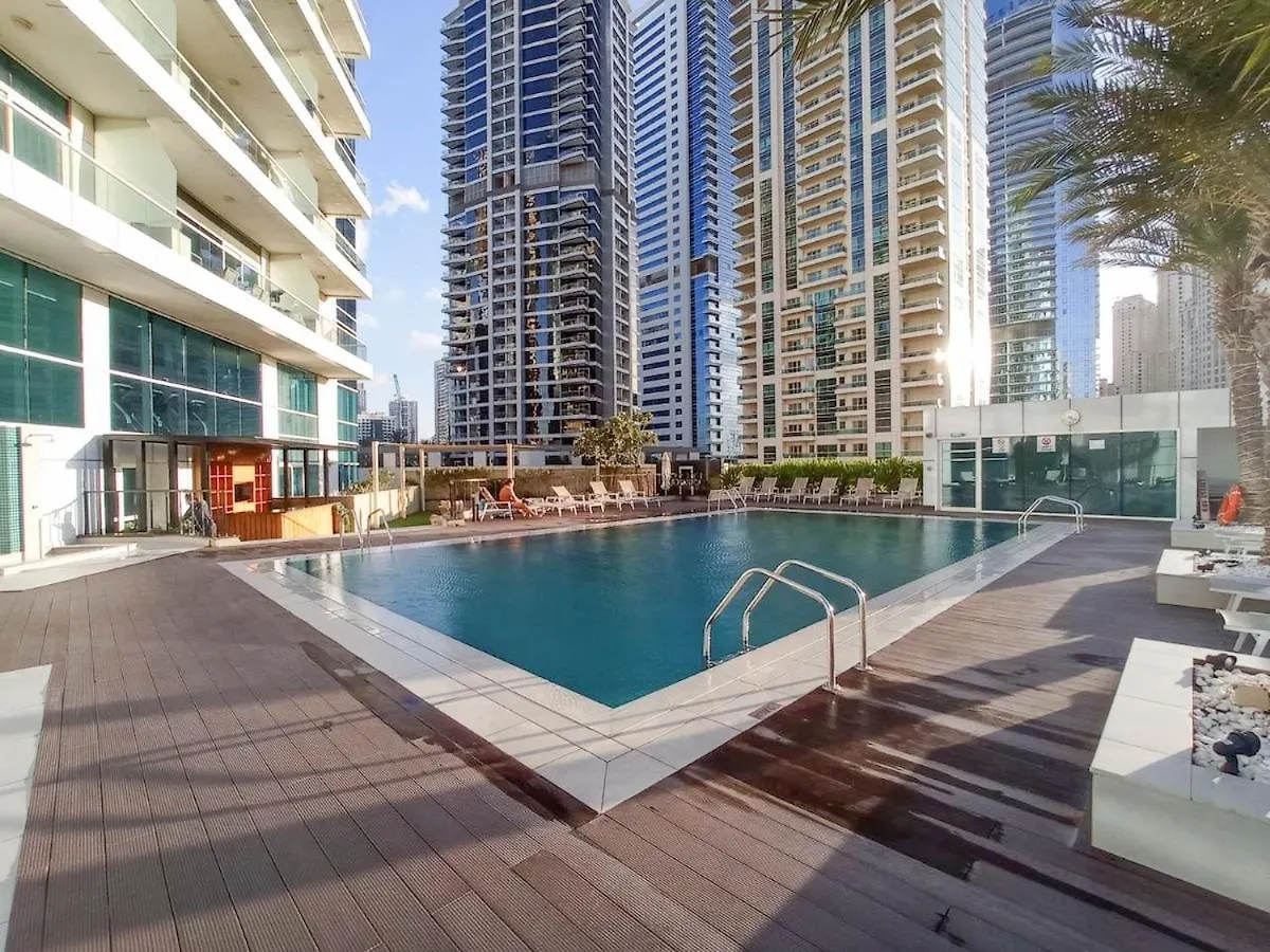 Charming Comfy 2-Bedroom Apartment In Dubai Marina