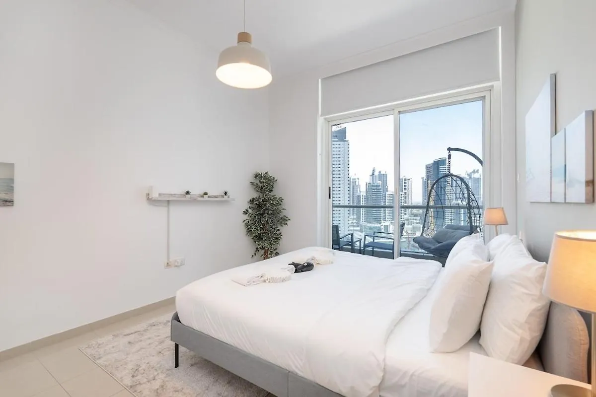 Charming Comfy 2-Bedroom Apartment In Dubai Marina 0*,